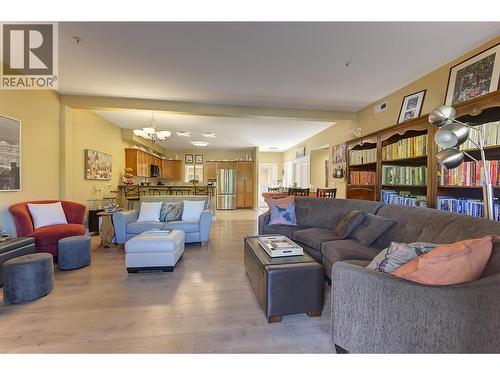 Spacious Living Room. - 3996 Beach Avenue Unit# 236, Peachland, BC 