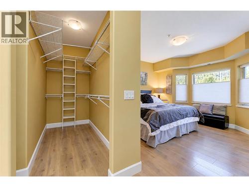 Walk in Closet - Primary. - 3996 Beach Avenue Unit# 236, Peachland, BC 