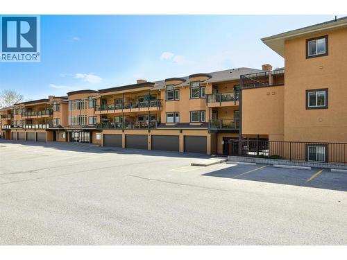 Secured Parking Entrance. - 3996 Beach Avenue Unit# 236, Peachland, BC 