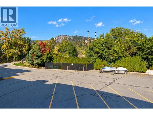 Parking lot. - 3996 Beach Avenue Unit# 236, Peachland, BC 