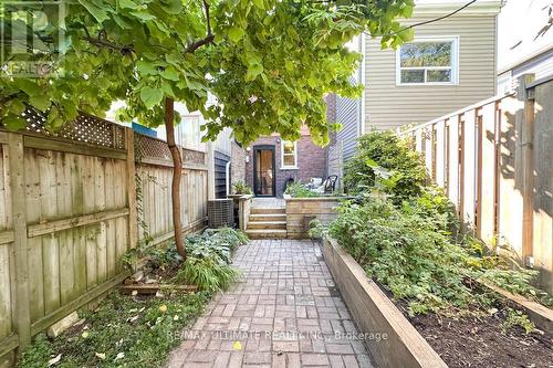525 Craven Road, Toronto, ON 