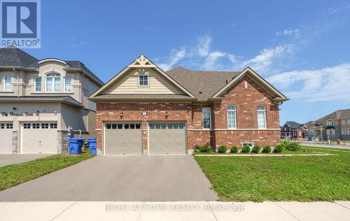 2 Cliff Thompson Court, Georgina, ON 