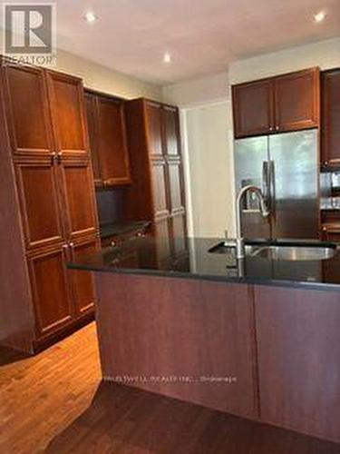 3219 Flagstone Drive, Mississauga, ON 
