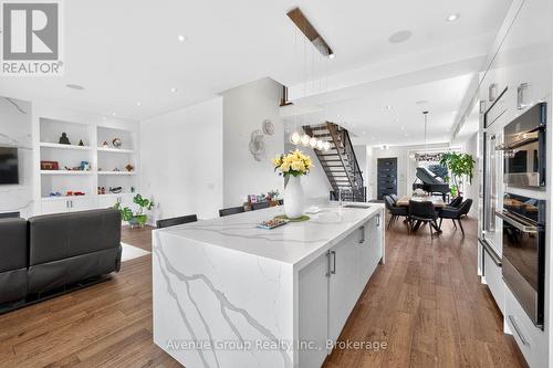33 Cartwright Avenue, Toronto, ON 