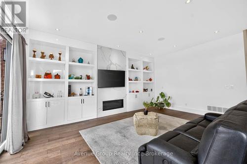 33 Cartwright Avenue, Toronto, ON 