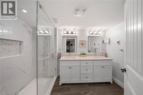 789 Sunset Road, Burlington, ON 