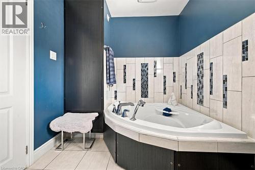2408 Hereford Crescent, Burlington, ON 