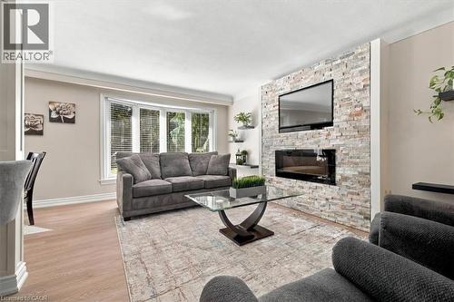 2408 Hereford Crescent, Burlington, ON 