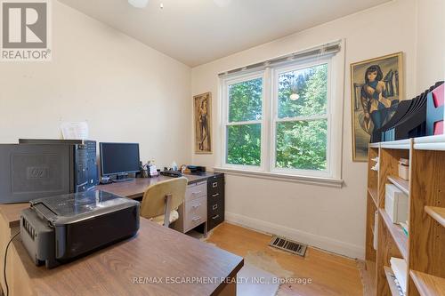 940 Harvey Place, Burlington, ON 