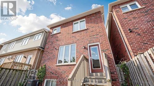 19 Boot Terrace, Toronto, ON 