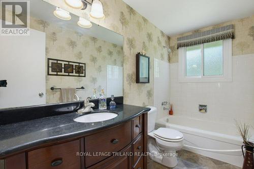 5 Warren Crescent, St. Thomas, ON 