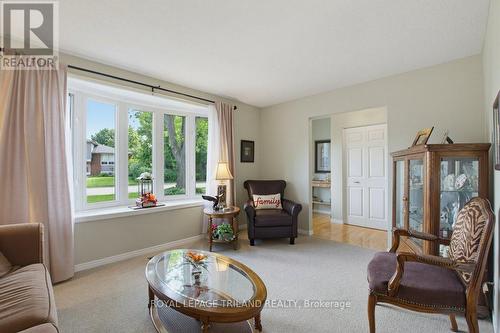 5 Warren Crescent, St. Thomas, ON 