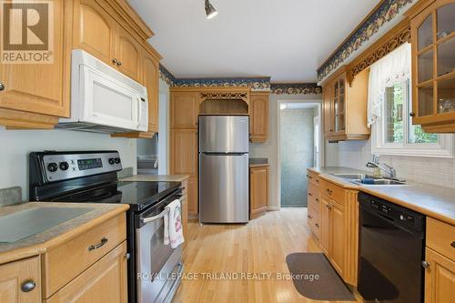 5 Warren Crescent, St. Thomas, ON 