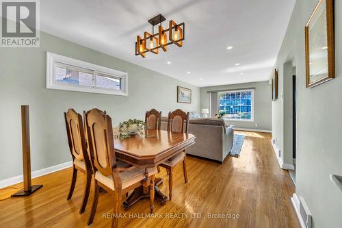1557 Pharmacy Avenue, Toronto, ON 