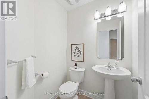 708 Eagle Crest Heights, Ottawa, ON 