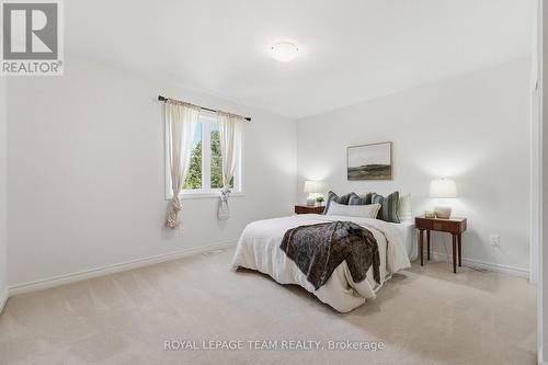708 Eagle Crest Heights, Ottawa, ON 