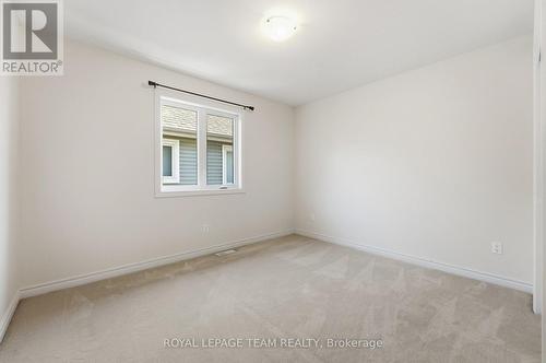 708 Eagle Crest Heights, Ottawa, ON 