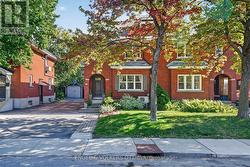 122 RENFREW AVENUE Ottawa, ON K1S 1Z8