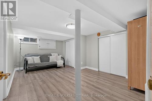 122 Renfrew Avenue, Ottawa, ON 