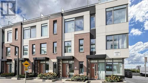 Th 42 - 1020 Portage Parkway, Vaughan, ON 