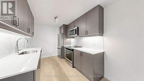 Th 42 - 1020 Portage Parkway, Vaughan, ON 