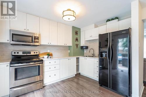E4 - 63 Ferris Lane, Barrie, ON 