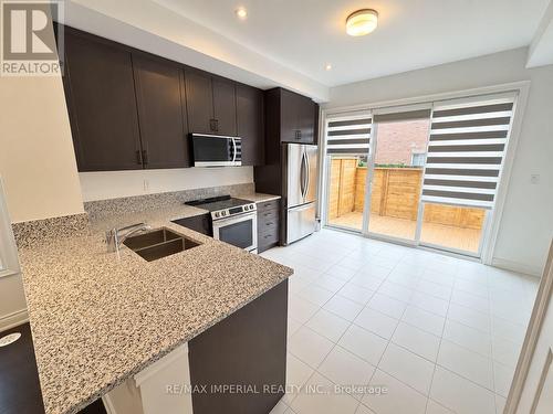 185 - 70 Lunar Crescent, Mississauga, ON 