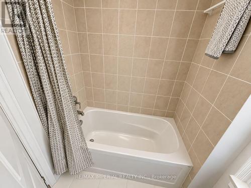 185 - 70 Lunar Crescent, Mississauga, ON 