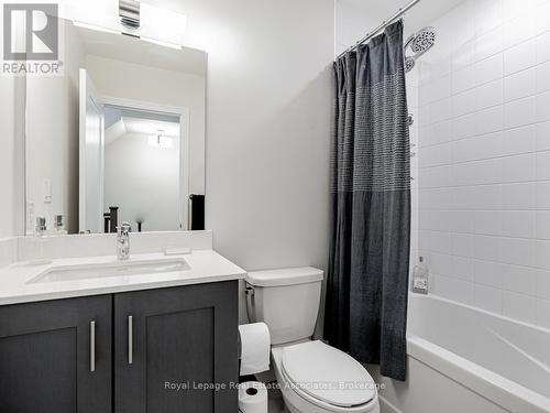 511 - 657 Cricklewood Drive, Mississauga, ON 