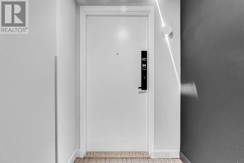 5907 - 3900 Confederation Parkway, Mississauga, ON 