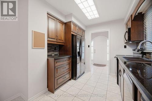 1166 Grand Boulevard, Oakville, ON 