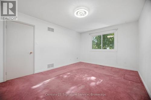1166 Grand Boulevard, Oakville, ON 