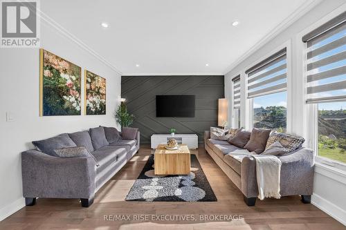 14 Park Crescent, Loyalist (Amherstview), ON 