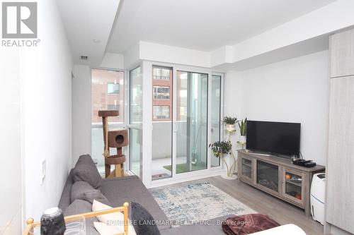 610 - 77 MUTUAL STREET , Toronto, Ontario M5B 0B9 3