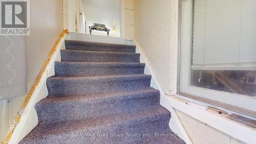 Access to 1 bedroom space above garage - 18 12Th Street Se Street, Arran-Elderslie, ON 