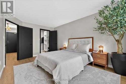308 - 350 Webb Drive, Mississauga, ON 