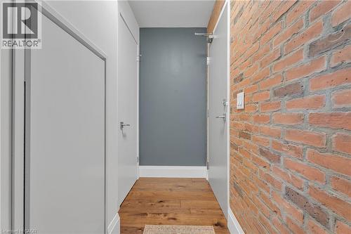 455 CHARLTON Avenue E Unit# 504 , Hamilton, Ontario L8N 0B2 3