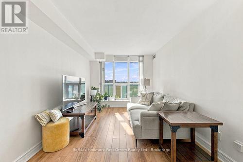 715 - 340 Watson Street W, Whitby (Port Whitby), ON 