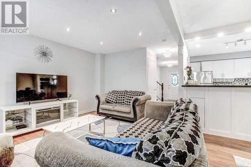 27 Gerald Crescent, London South (South J), ON 