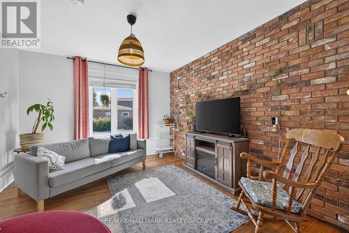 109 Lees Avenue, Ottawa, ON 