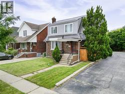 2131 LINCOLN ROAD Windsor, ON N8W 2P9