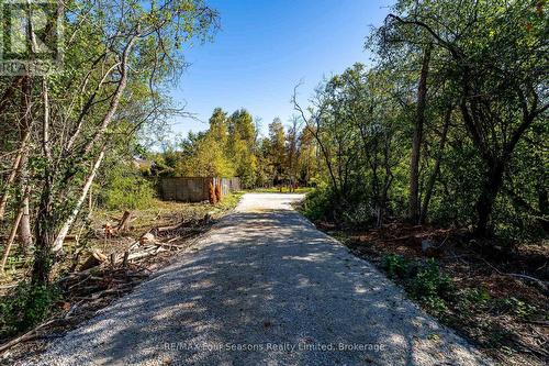 9746 Beachwood Road, Collingwood, ON 