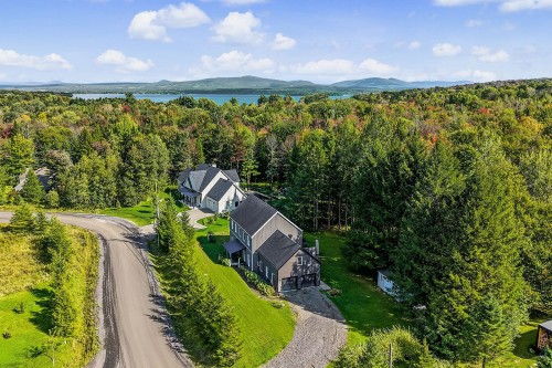 Vue sur l'eau - 60 Rue St. Andrew, Lac-Brome, QC 
