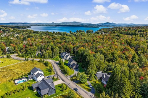 Vue sur l'eau - 60 Rue St. Andrew, Lac-Brome, QC 