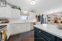 Upgraded Kitchen W/Quartz Counters - 