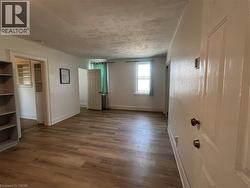 102 GREENSIDES Avenue Unit# 8 Toronto, ON M6C 1B9