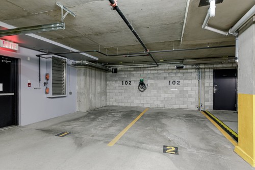 Stationnement - 102-12 Rue Du Nivolet, Blainville, QC 
