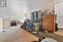 Bonus storage room - 