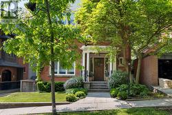 104 PARK ROAD Toronto, ON M4W 2N7