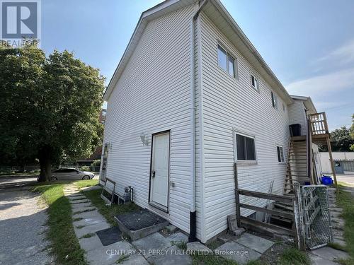 3 - 86 BROCK STREET E , Oshawa, Ontario L1G 1S1 3